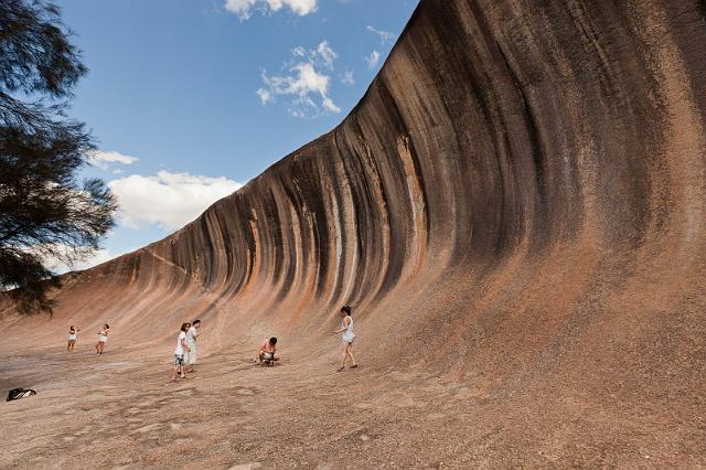 093 Hyden, wave rock.jpg